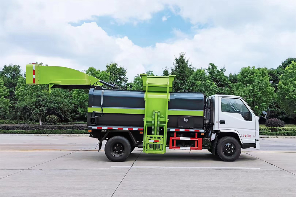 江鈴順達國六4.5方餐廚垃圾車